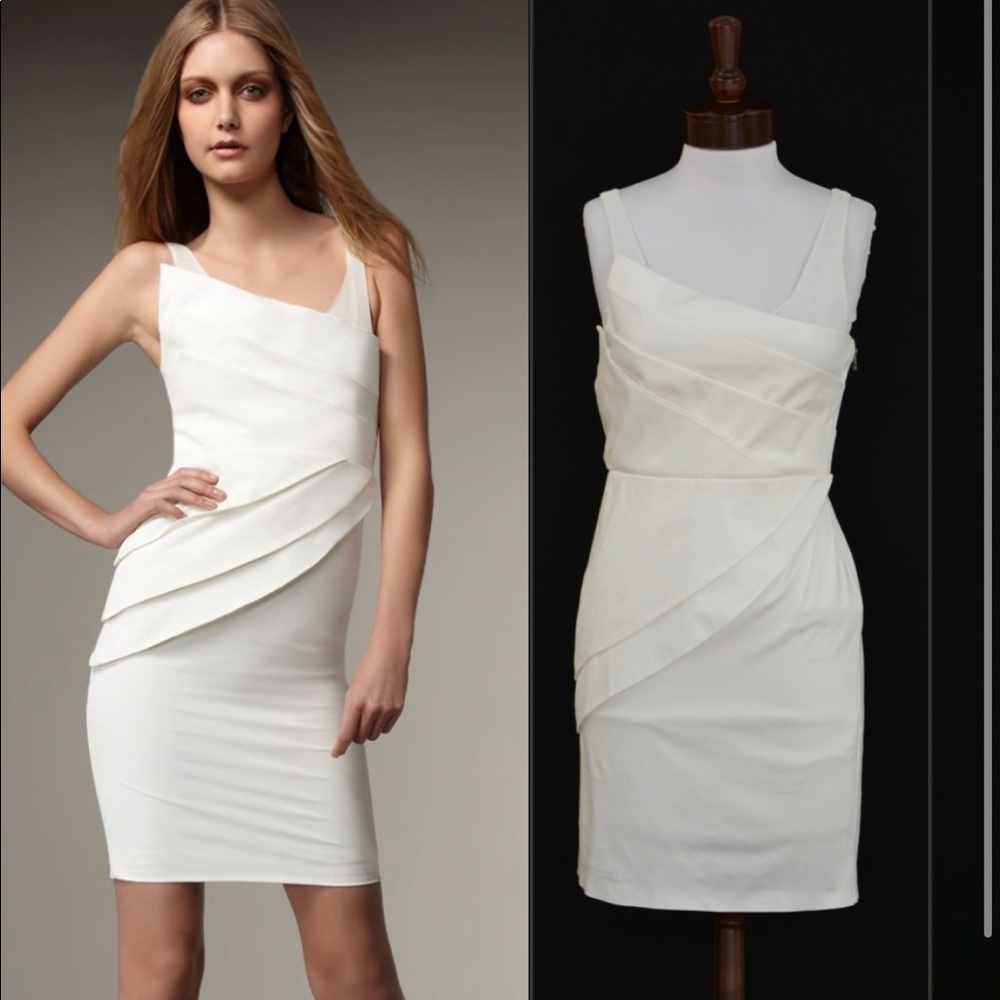 Alice + Olivia
Bianca Structured Sheath Dress